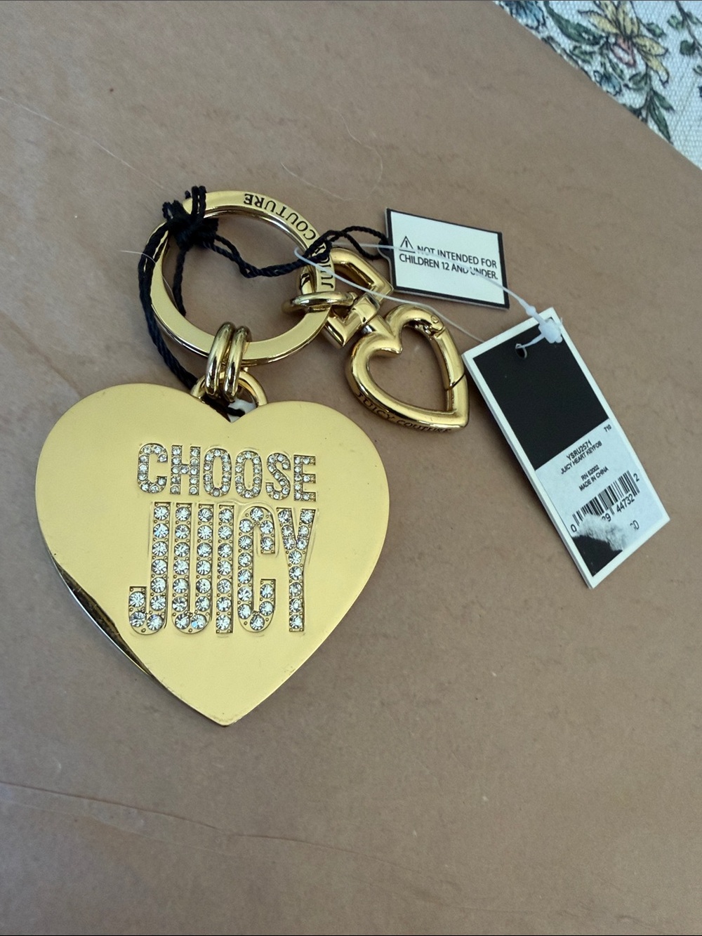 NWT Vintage Juicy Couture “Choose Juicy” Rhinestone Heart Keyfob Bag Charm Y2K